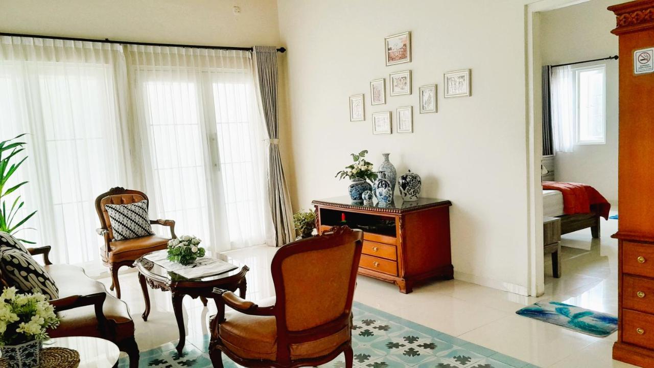 Surokarsan 9 House Yogyakarta Hotell Exteriör bild