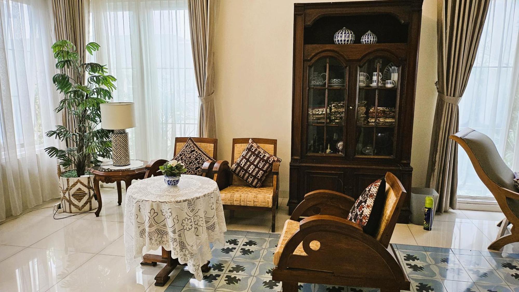 Surokarsan 9 House Yogyakarta Hotell Exteriör bild